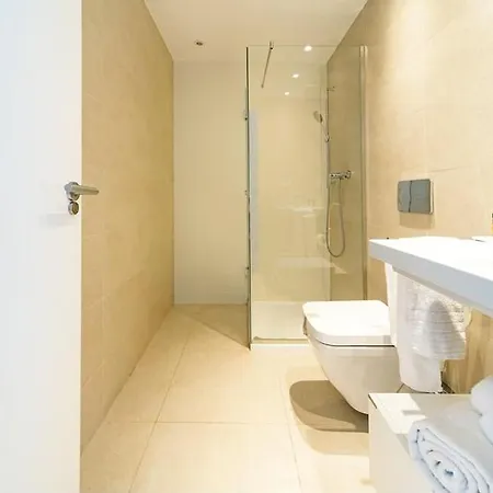 Luxury Duplex Penthouse شقة دينايا